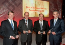 Die Gewinner des „Best of European Business“-Award: v. l. n.r.:  Axel Stepken, TÜV Süd, CEO  Dieter Zetsche, Daimler, CEO  Jochen Zaumseil, L’Oréal, Member Executive Committee  Frank Appel, Deutsche Post für DHL, CEO